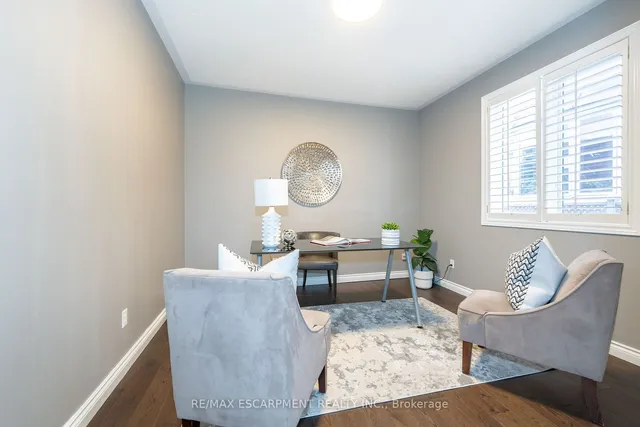 Additional image 8 of 1185 Lindenrock Dr