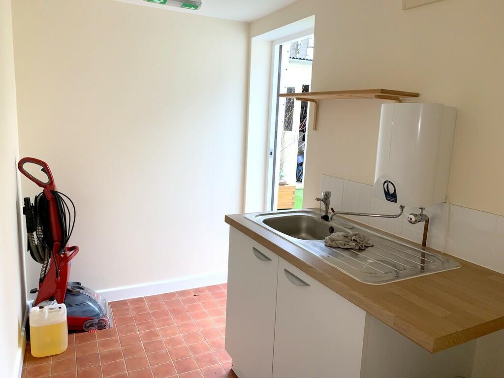 Additional image 6 of High Street, Wincanton, Somerset, BA9