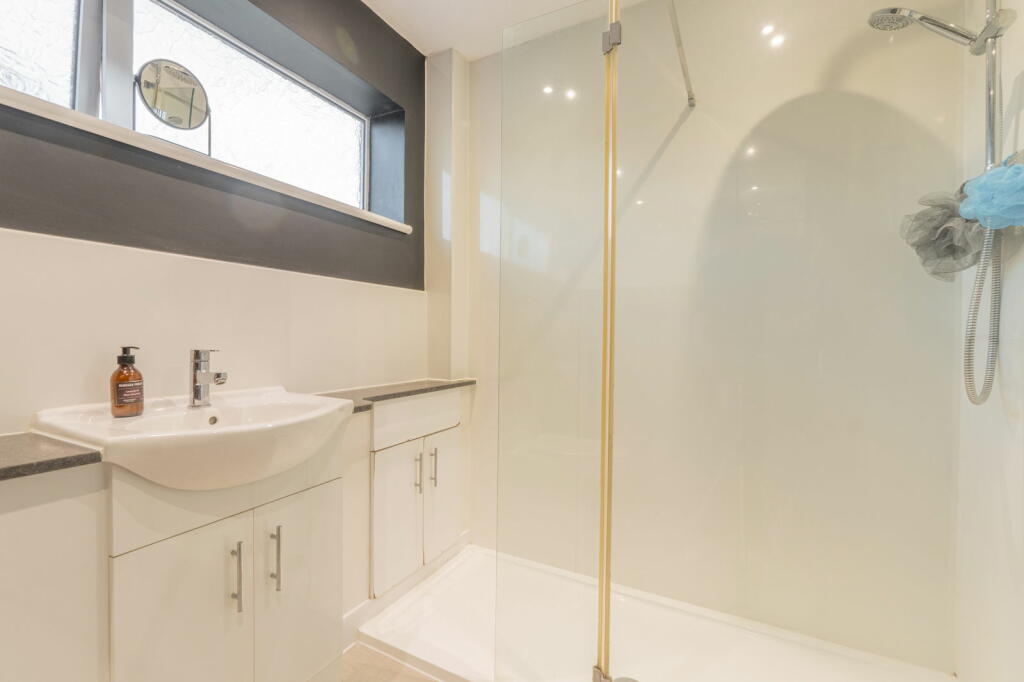 Additional image 40 of Croft Close, Winyates West, Redditch, B98 0JT