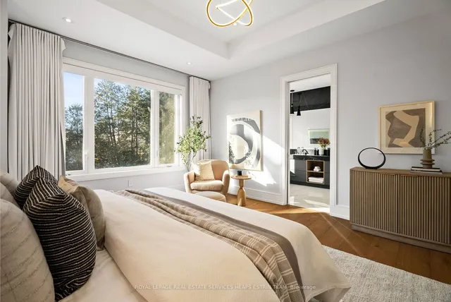 Additional image 19 of 39 Sharron Dr