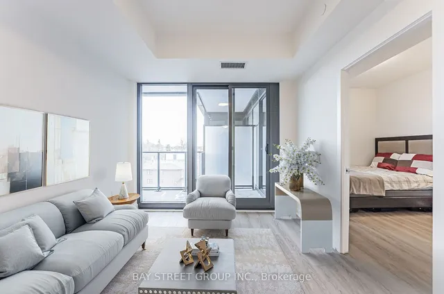 Additional image 3 of 250 Lawrence Ave Unit 526