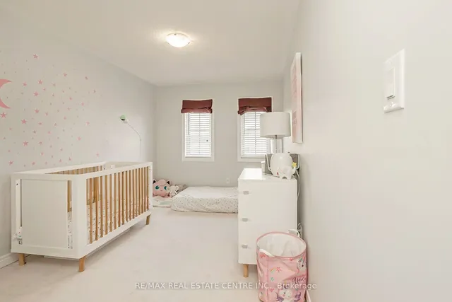 Additional image 27 of 27 Cedar Lake Cres