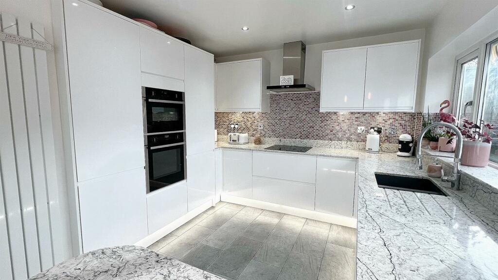 Additional image 8 of Bickley Avenue, Four Oaks, Sutton Coldfield