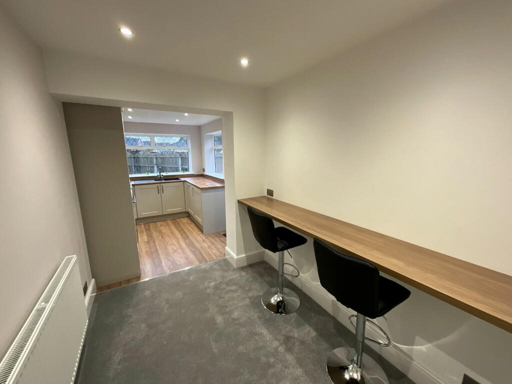 Additional image 7 of HALESOWEN, Summerfields Avenue