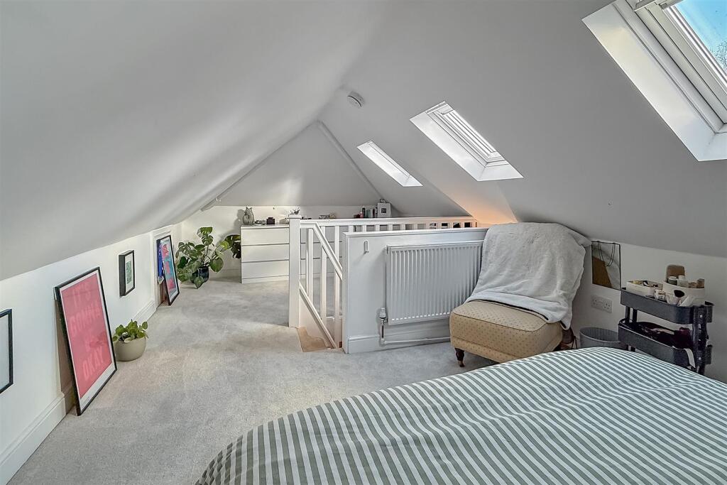 Additional image 38 of Sandridge, St Albans