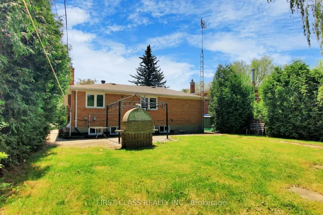 Additional image 35 of 204 Pemberton Ave