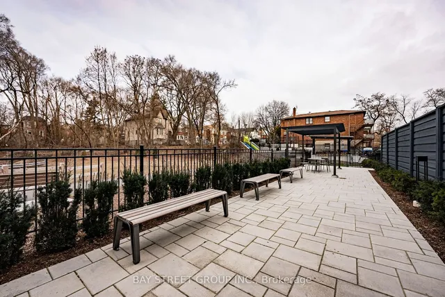 Additional image 32 of 250 Lawrence Ave Unit 526