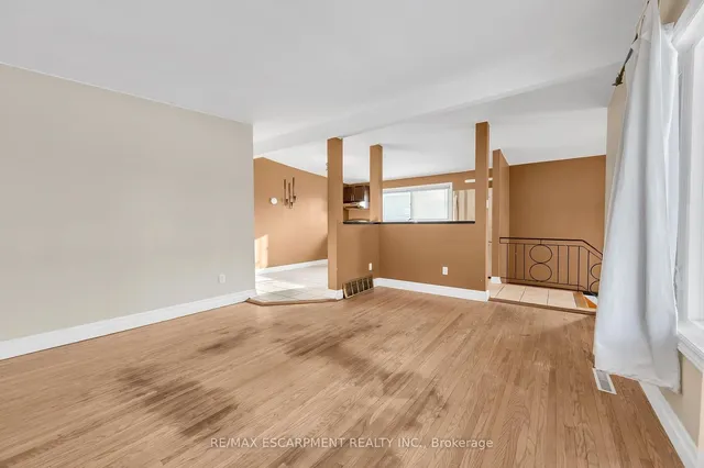 Additional image 10 of 31 Bobolink Rd