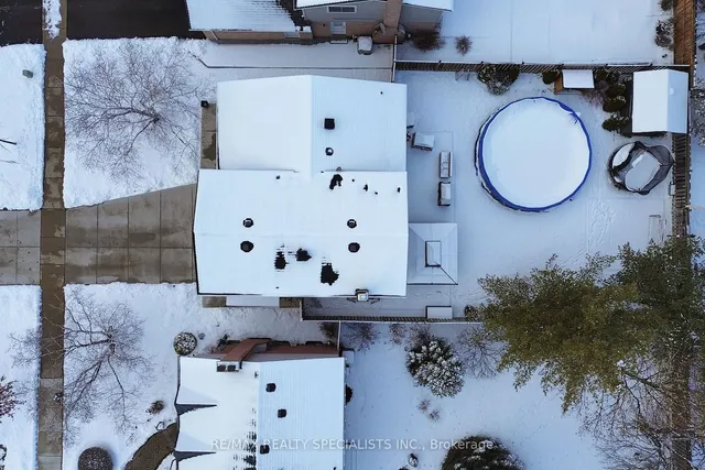 Additional image 35 of 605 Churchill Ave