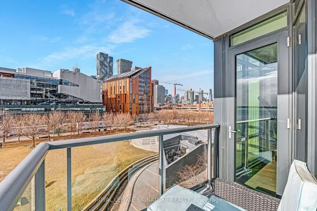 Additional image 20 of 55 Merchants' Wharf Unit 428