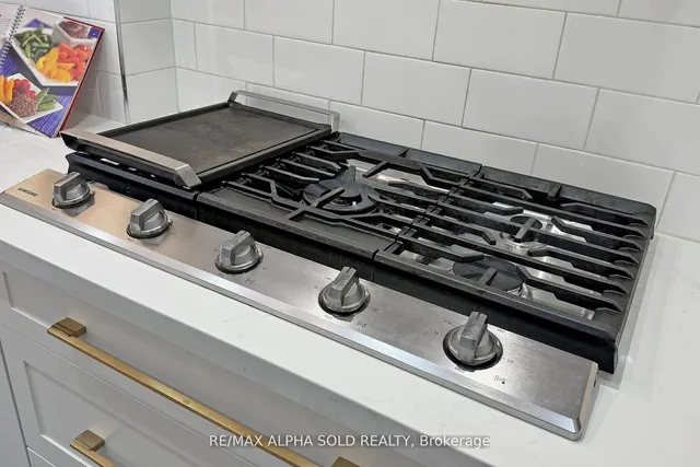 Additional image 10 of 3 Eaton Park Lane Unit 5