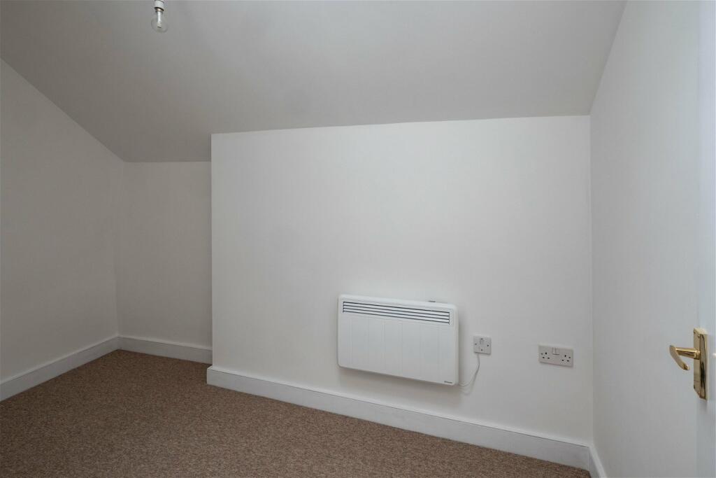 Additional image 5 of Bath Street, Frome, BA11 1DH