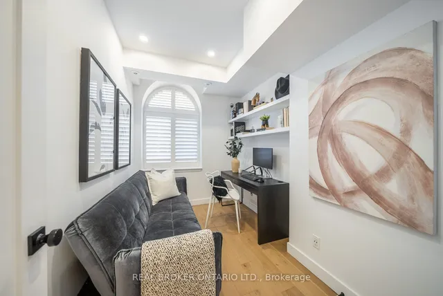 Additional image 22 of 32 Stadium Rd Unit 355