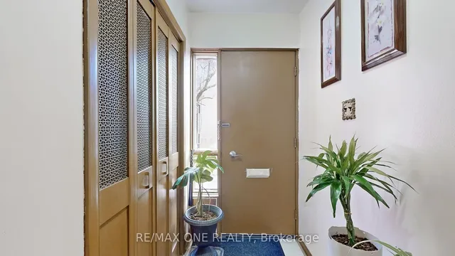 Additional image 33 of 24 Streamdale Crt