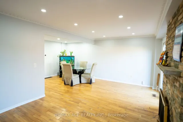 Additional image 7 of 47 John Stoner Dr