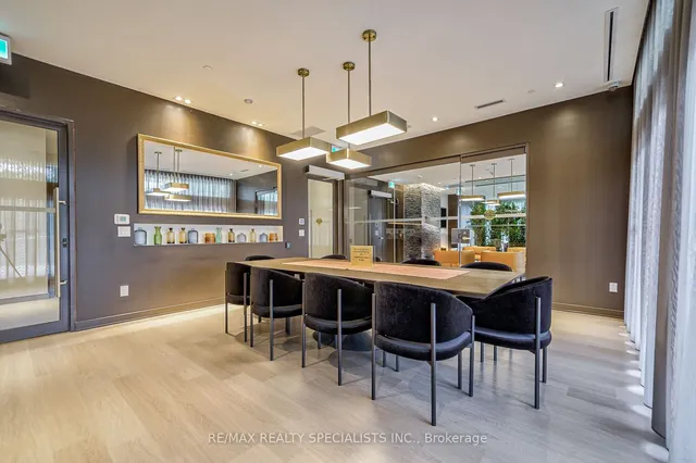 Additional image 33 of 10 DEERLICK Crt Unit 907