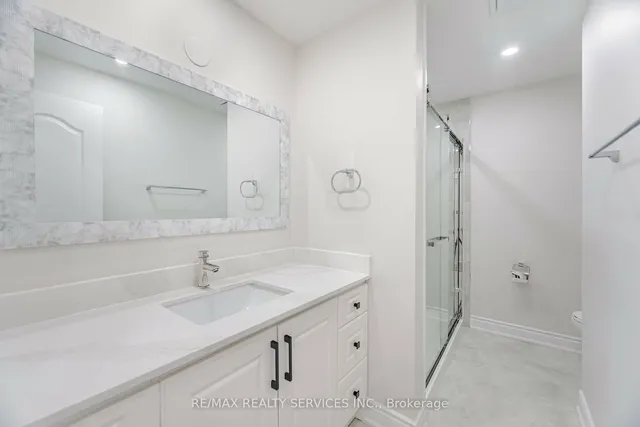 Additional image 27 of 41 Townhouse Cres