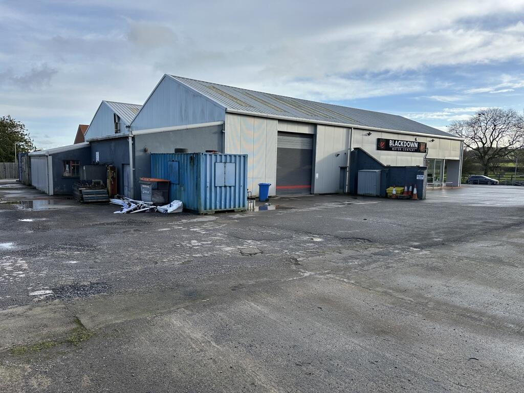 Additional image 5 of Purseys Garage, Main Street, Walton, Street, BA16 9QA