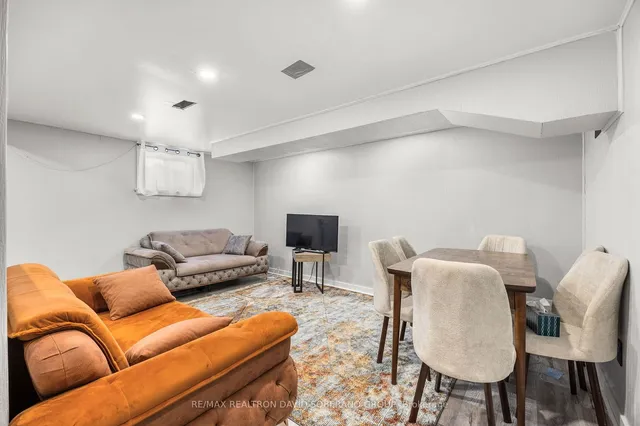 Additional image 21 of 68 Acton Ave