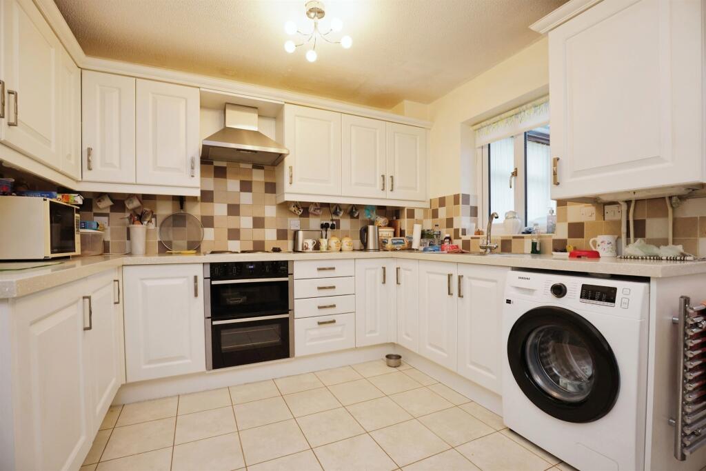 Additional image 8 of Meadow Road, Alcester