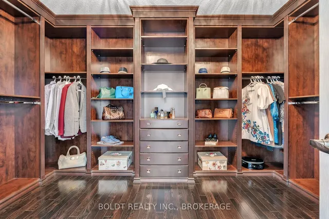 Additional image 21 of 47 Lorupe Crt