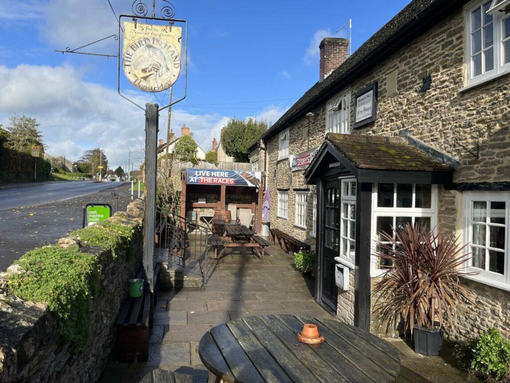 Additional image 15 of The Bird in Hand, Henstridge, Templecombe