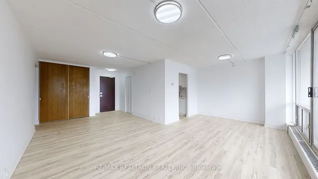 Additional image 14 of 2 Glamorgan Ave Unit 605