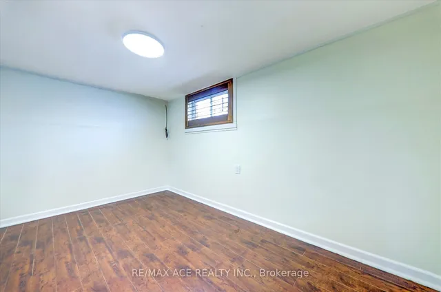 Additional image 29 of 3 Tulip Dr