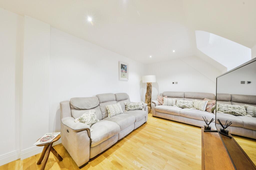 Additional image 7 of 17 Victoria Street, St. Albans, AL1