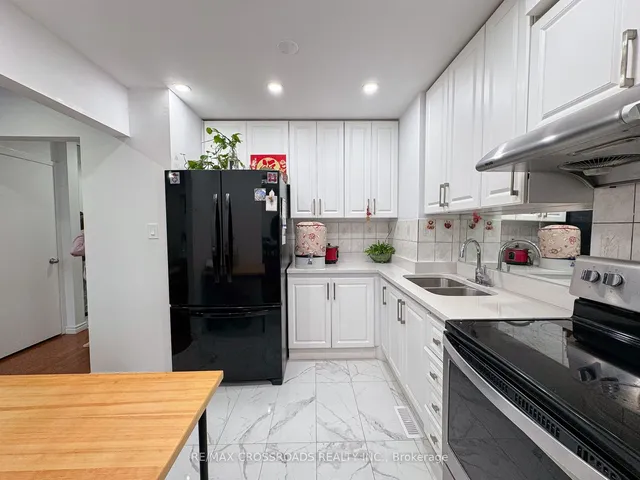 Additional image 12 of 50 Blackwell Ave Unit 8