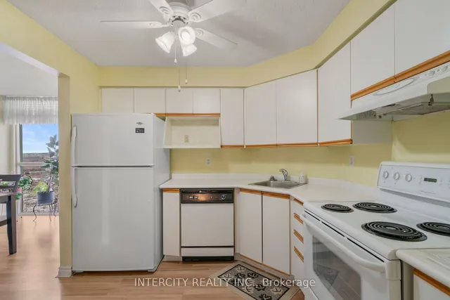 Additional image 13 of 61 Markbrook Lane Unit PH3