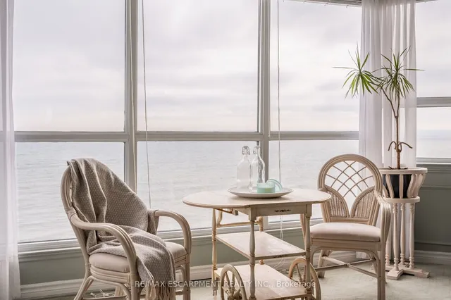 Additional image 15 of 5280 Lakeshore Rd Unit 911