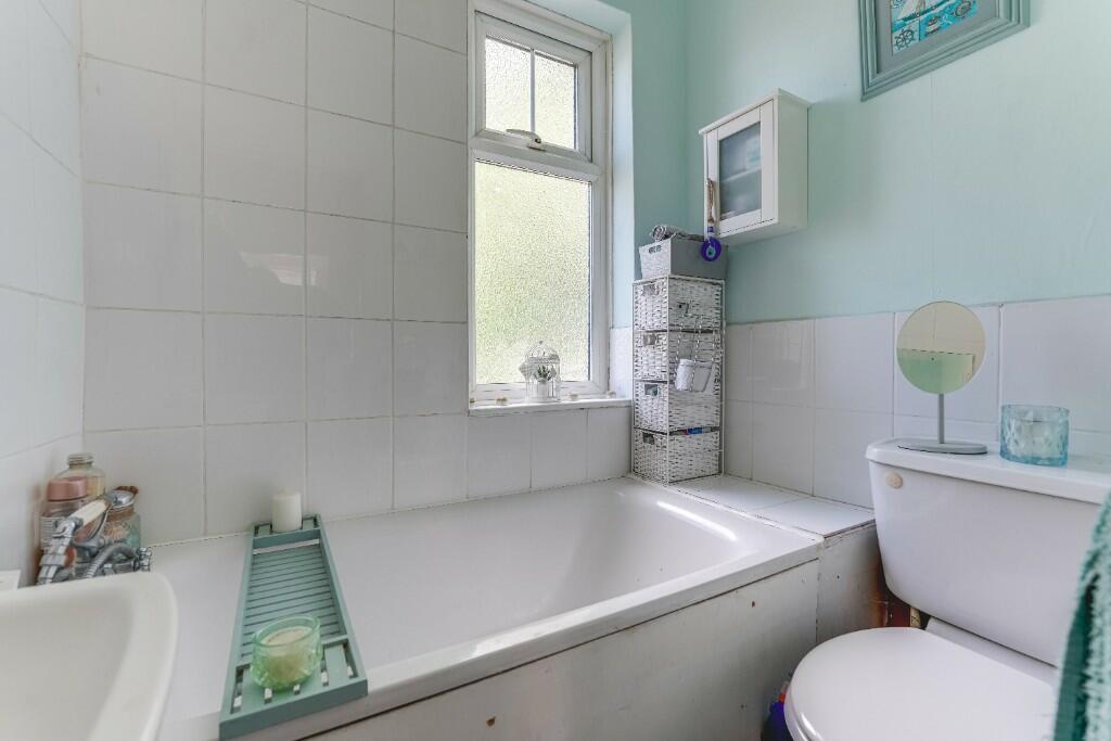 Additional image 17 of Broad Acres, Hatfield, Hertfordshire, AL10