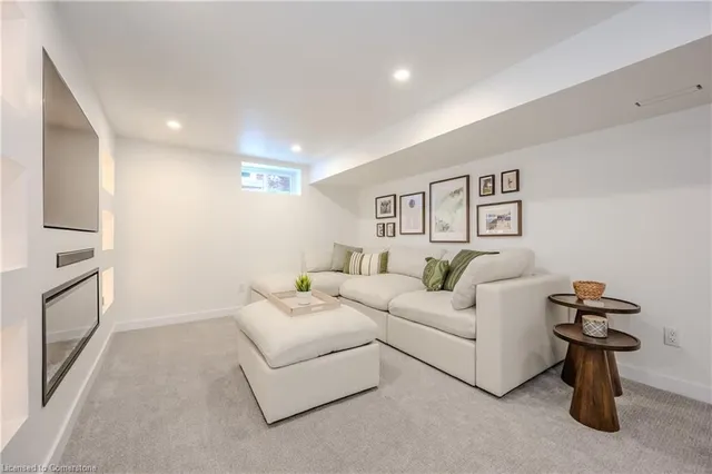 Additional image 34 of 586 Weber St