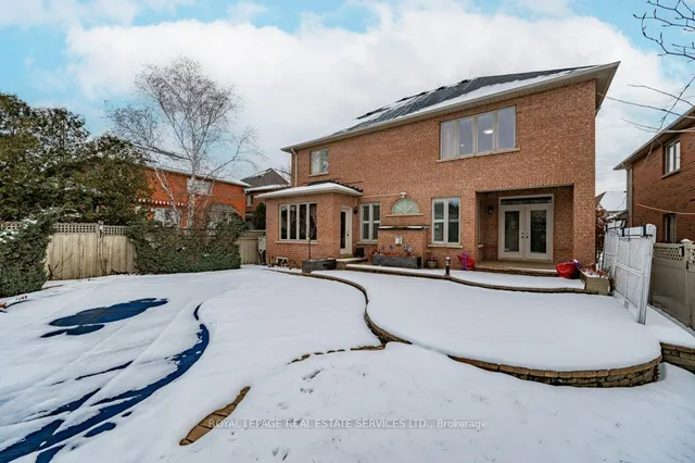 Additional image 35 of 1387 Ferncrest Rd