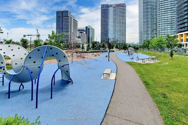 Additional image 31 of 95 Mcmahon Dr Unit 1702