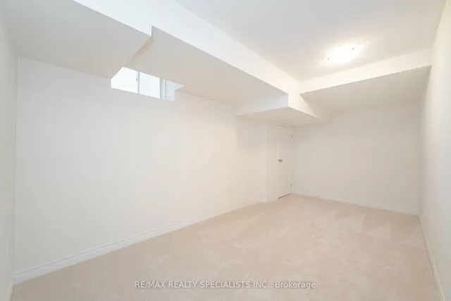 Additional image 35 of 3906 Koenig Rd