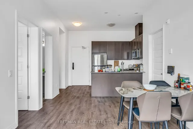 Additional image 6 of 95 Dundas St Unit 605