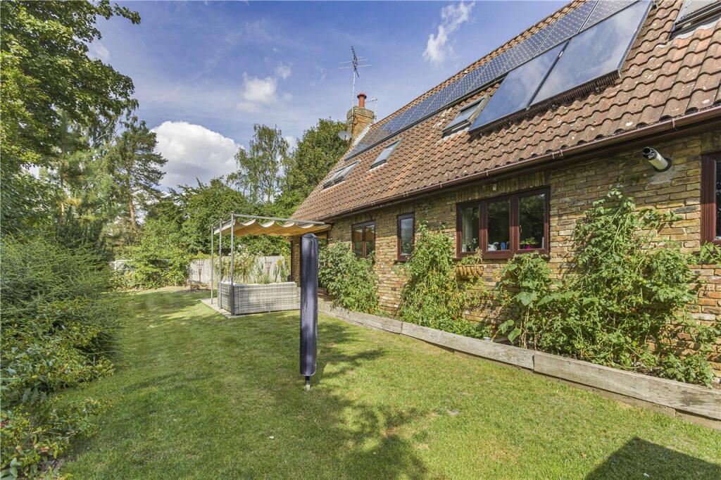 Additional image 22 of Cubitts Close, Digswell, Hertfordshire, AL6