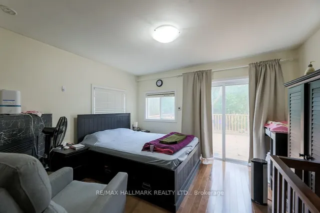 Additional image 6 of 107 Elmhurst Ave