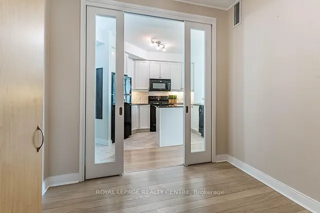 Additional image 23 of 90 Absolute Ave Unit 1705