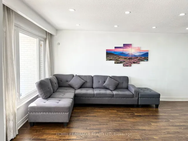 Additional image 2 of 3323 Jolliffe Ave