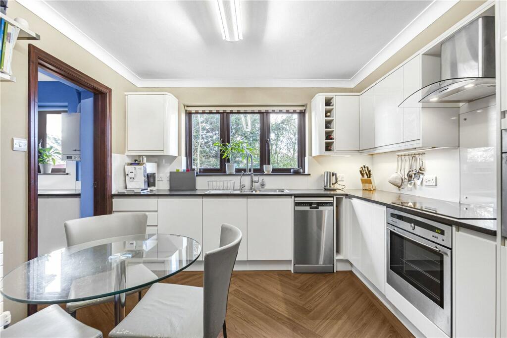 Additional image 6 of Cubitts Close, Digswell, Hertfordshire, AL6