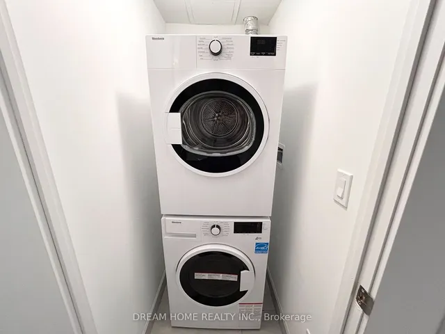 Additional image 12 of 47 Mutual St Unit 803