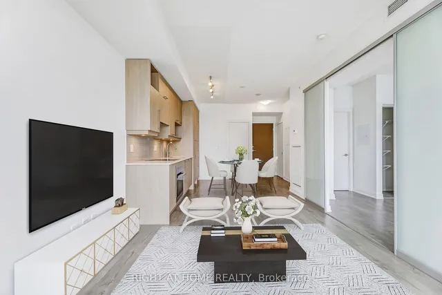 Additional image 7 of 199 Richmond St Unit 2303