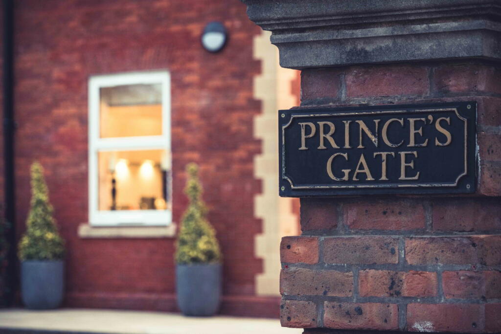 Additional image 14 of Royal House, Princes Gate, Homer Road, Solihull