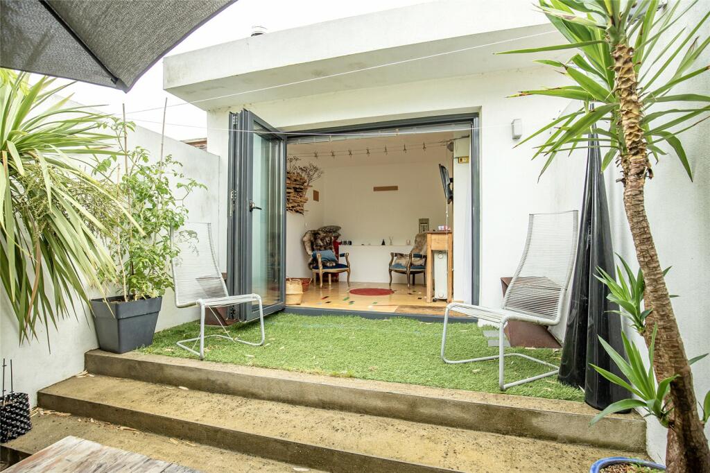 Additional image 10 of Albion Road, St. Albans, Hertfordshire, AL1