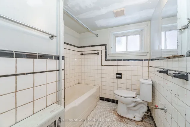 Additional image 39 of 69 Eighth St