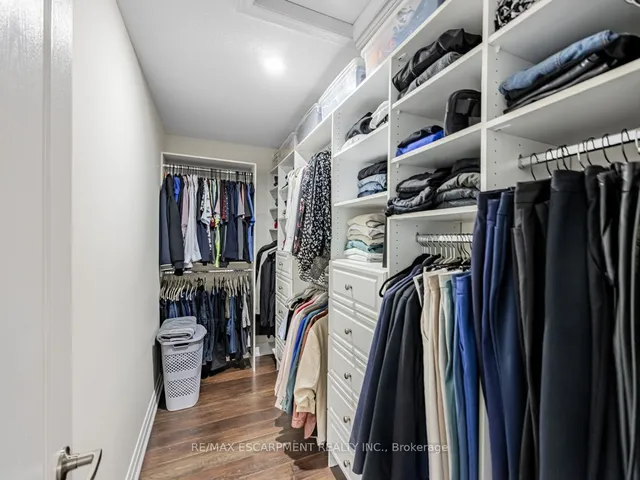 Additional image 20 of 4834 Columbus Dr