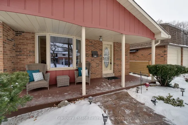 Additional image 3 of 2232 Ireland Dr